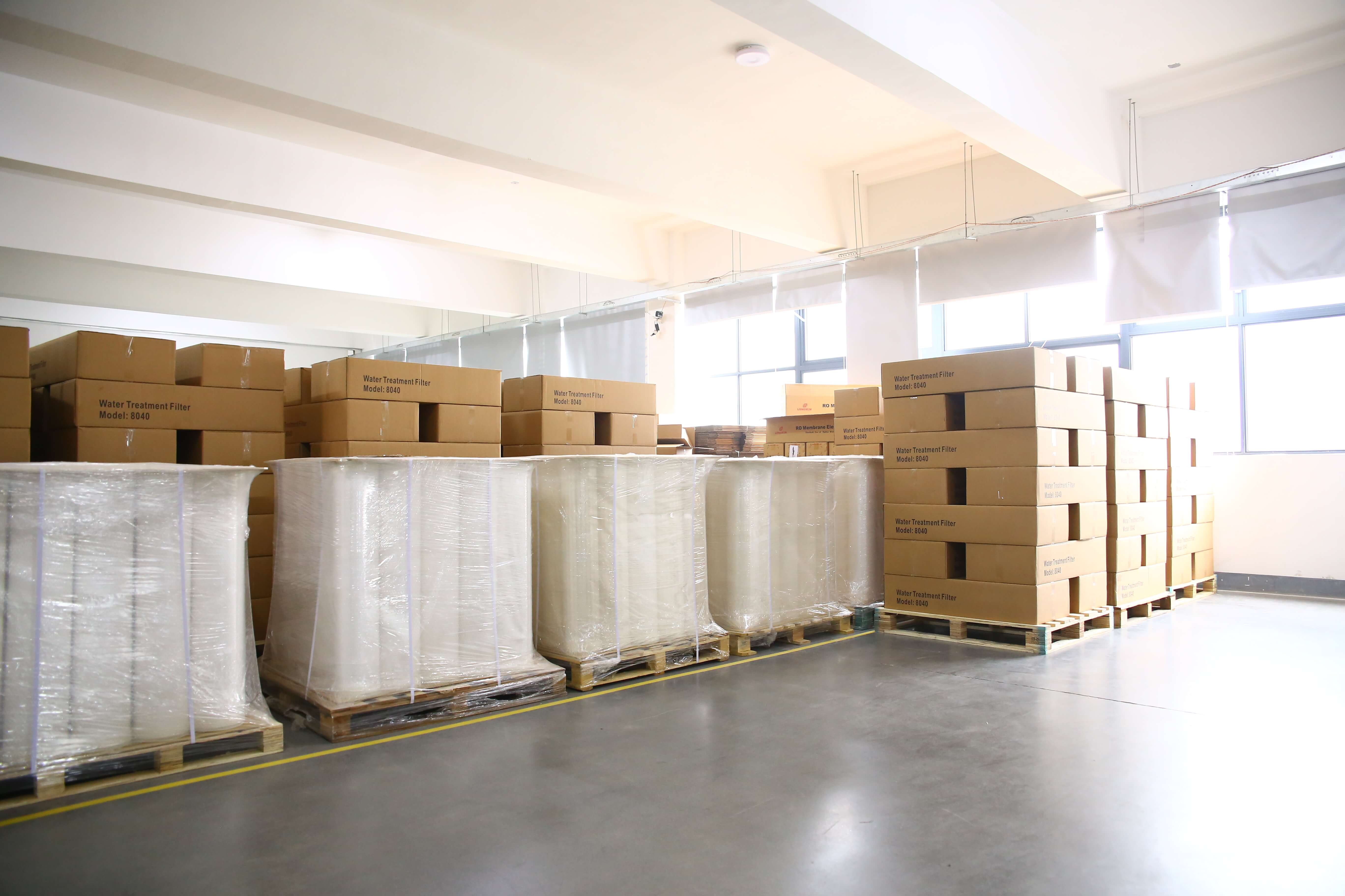 Dry warehouse