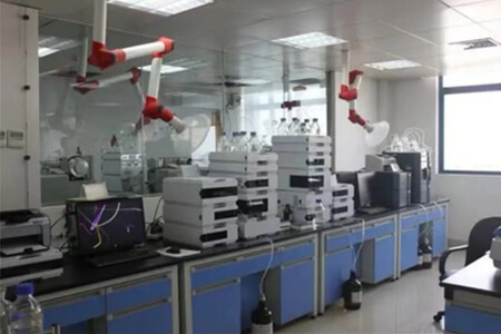 Liquid-chromatograph