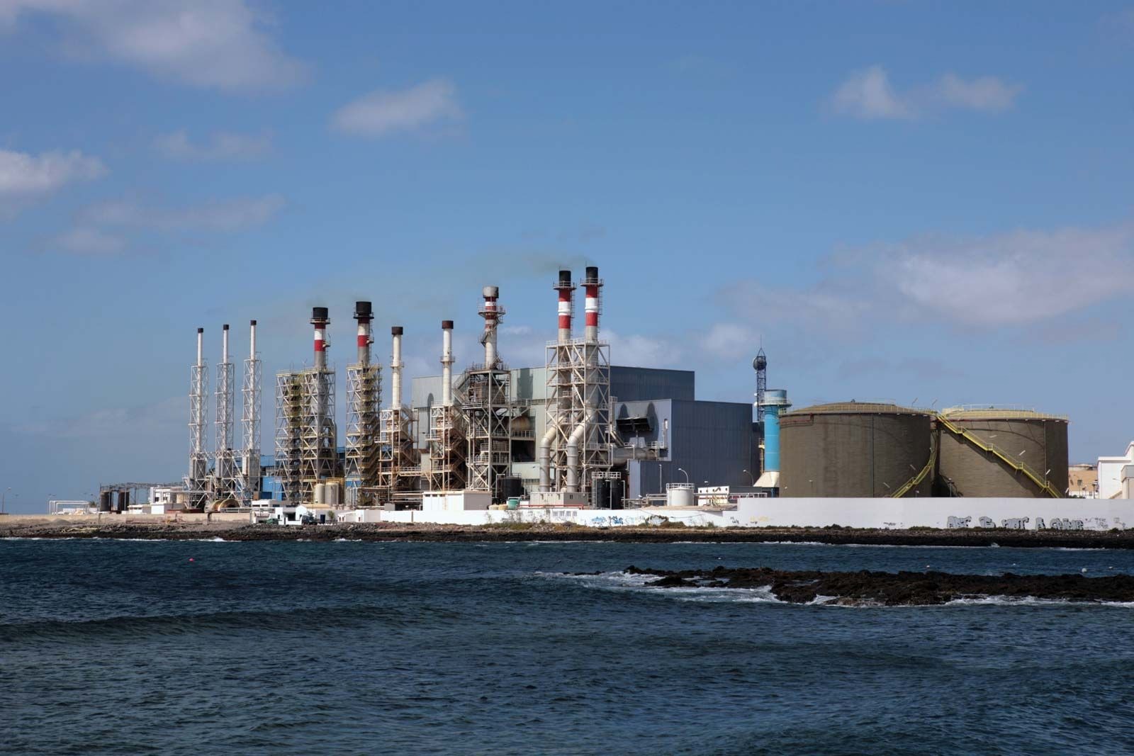Desalination-plant-coast-Spain