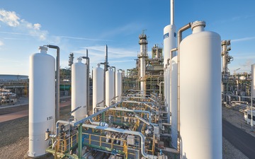 Hydrogen recovery and purification