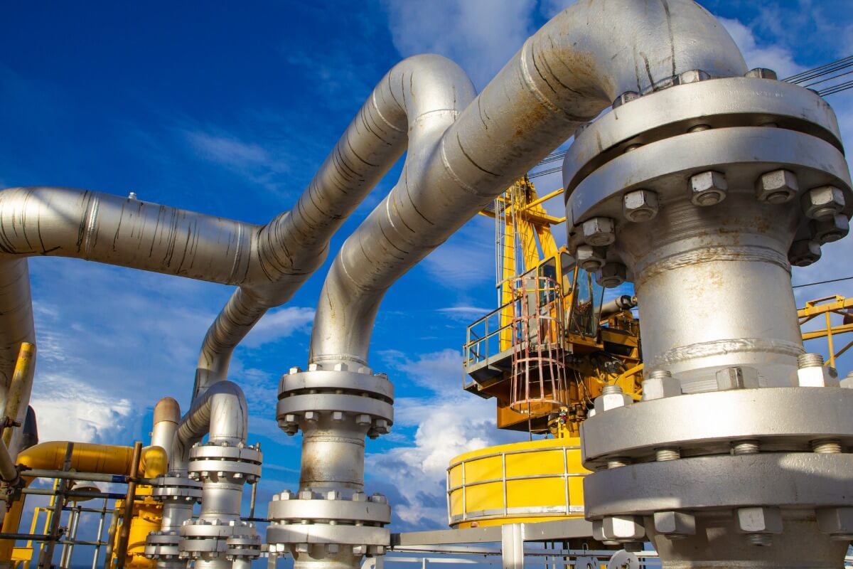OIL & GAS
