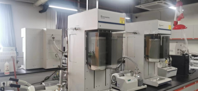 Full-automatic-physical-adsorption-instrument